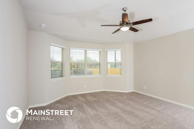 Building Photo - 9219 Dak Ave.