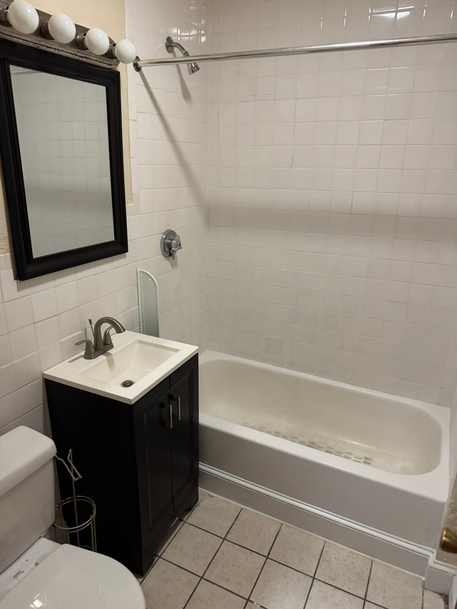 Building Photo - 115 St Stephen St