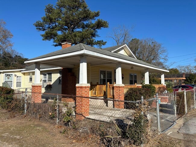 Building Photo - 107 Orange St