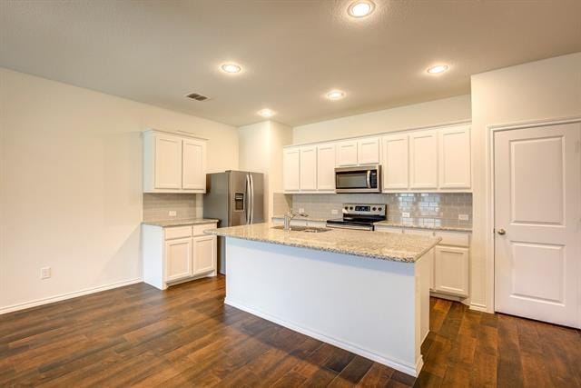 Building Photo - 424 Milverton Dr