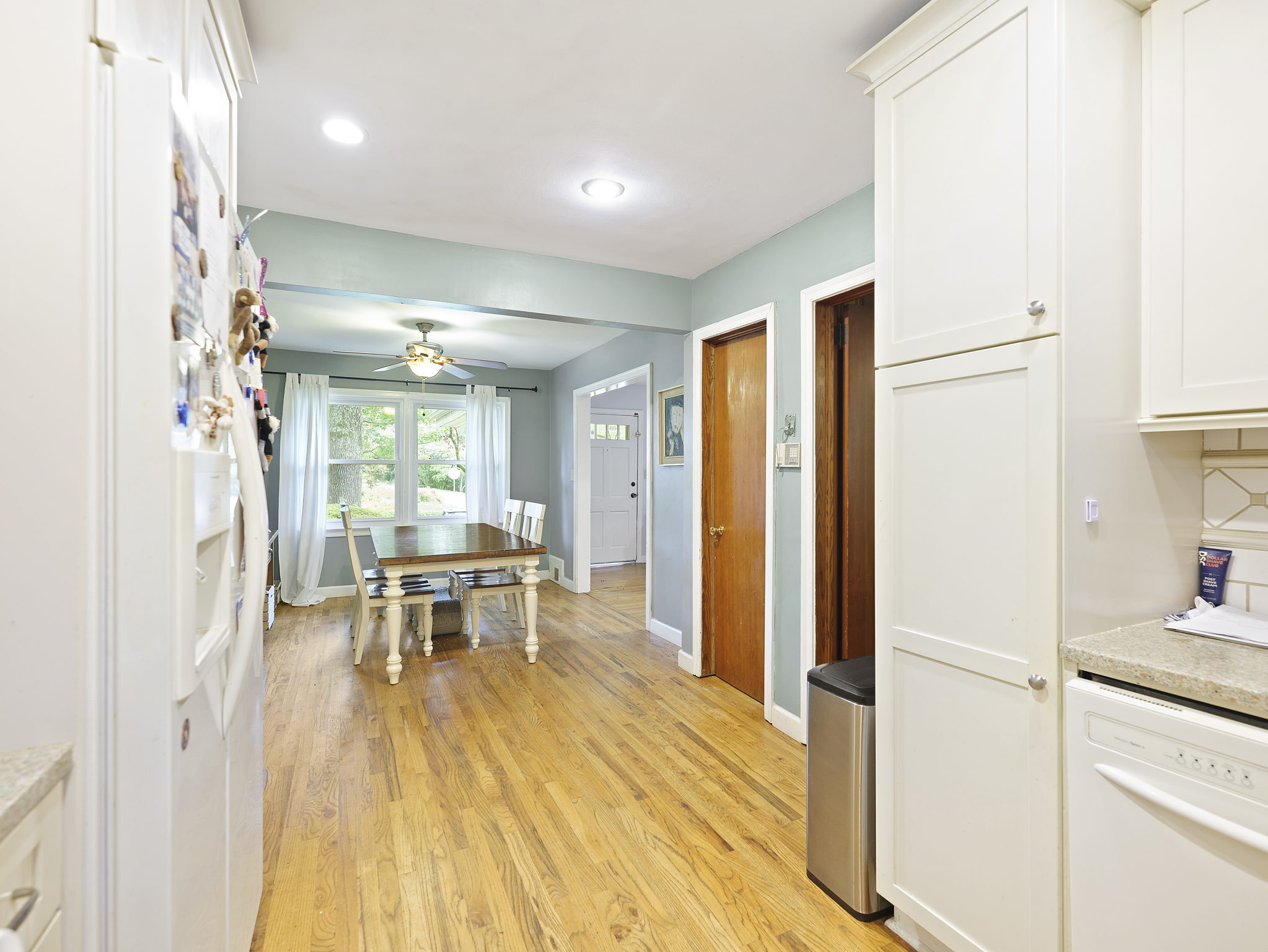 Building Photo - 1870 Briarlake Cir