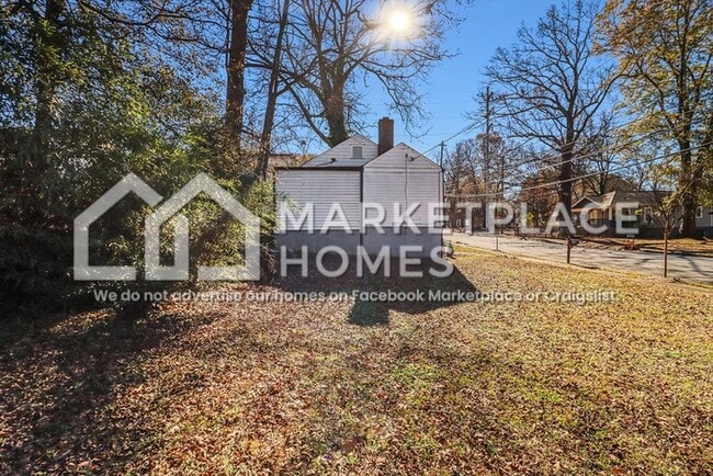 Building Photo - 2984 Semmes St