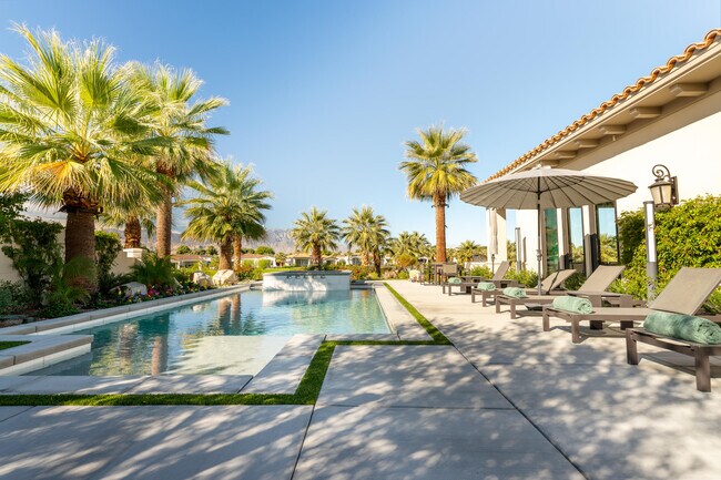 Building Photo - 75642 Via Livorno