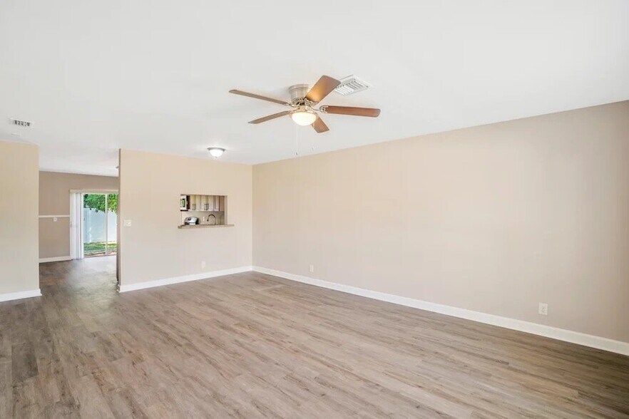 Building Photo - 6072 Lambeth Cir