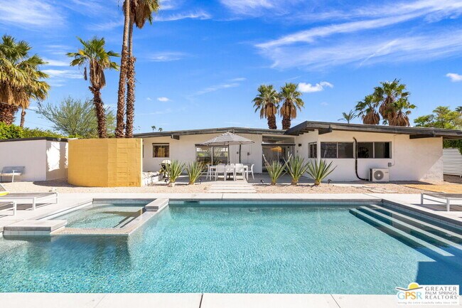 Building Photo - 2267 N San Antonio Rd