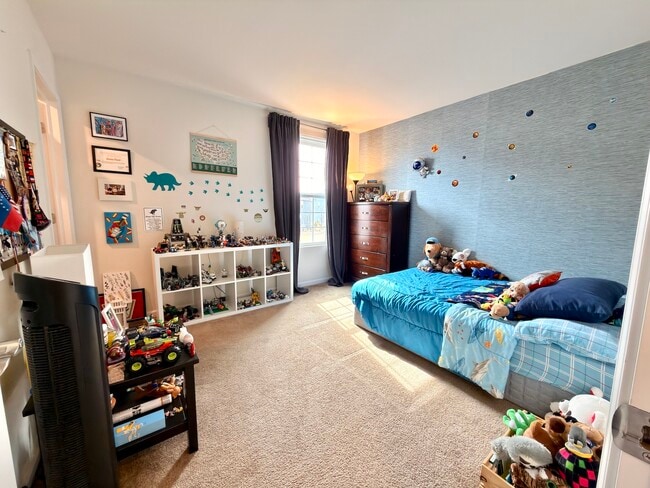 Building Photo - 12460 S Compass Ave