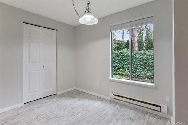 Building Photo - Remodeled ground floor 2 bed!