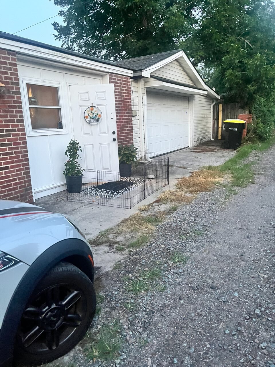 Building Photo - 12 E 54th St