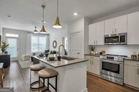 Building Photo - 300 Prominence Point Pkwy