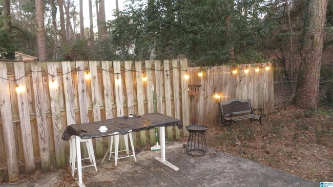 Building Photo - 3937 Montclair Rd