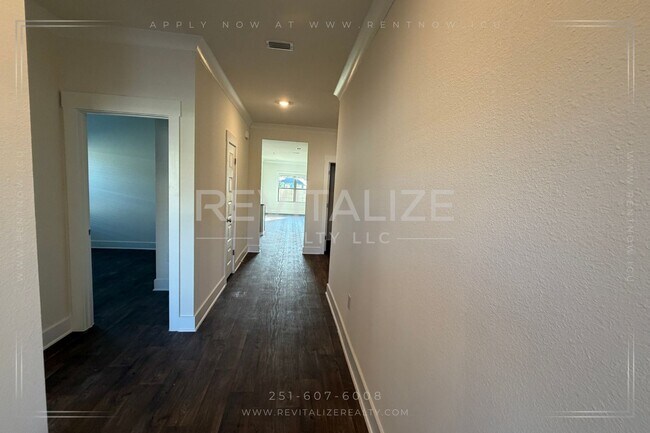 Building Photo - Lakeview Luxury Living in Hadley Village