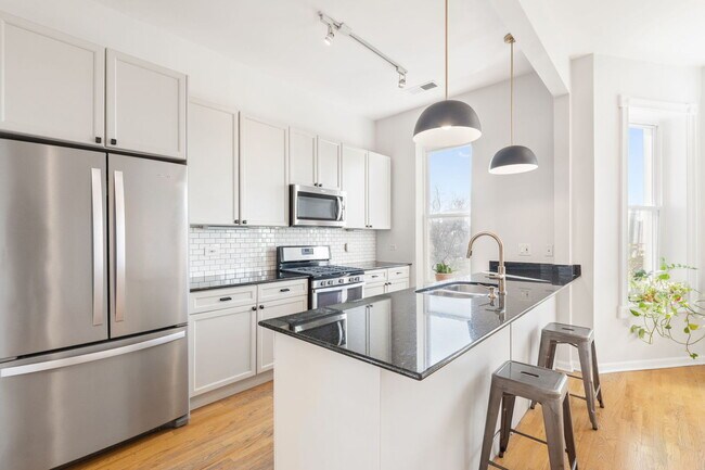 Building Photo - 1460 W Ohio St