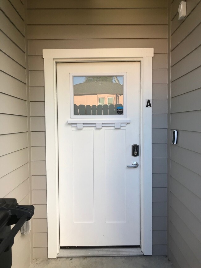 Building Photo - 3009 Callie St