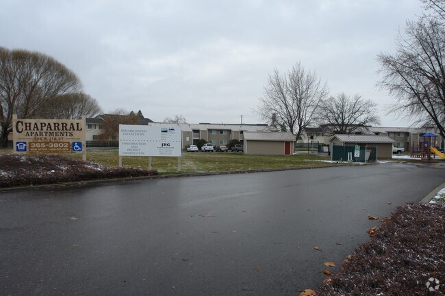 Building Photo - Chaparral