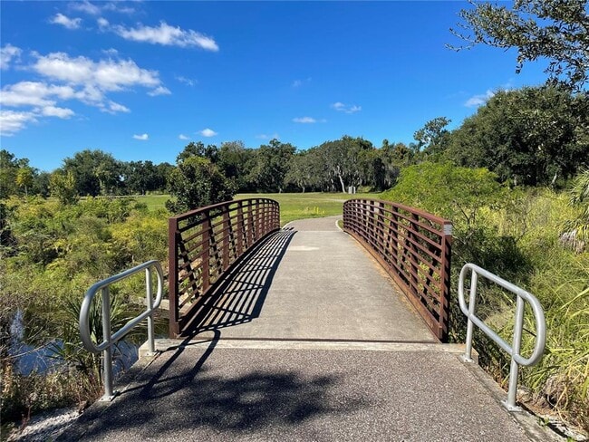 Building Photo - 3076 Grand View Ave