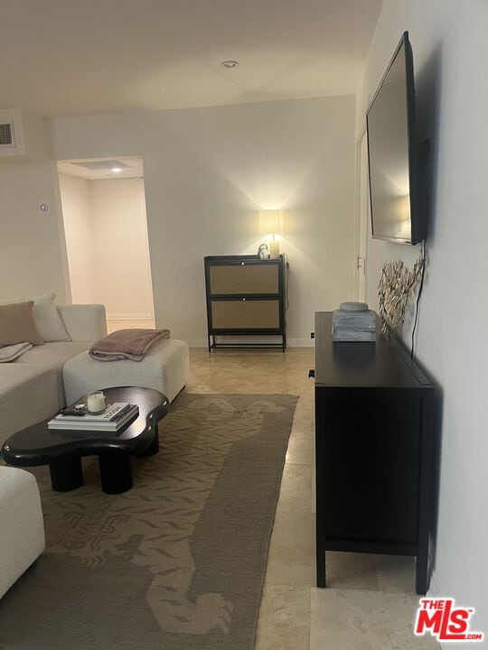 Building Photo - 866 Hilldale Ave