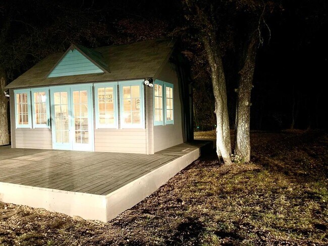 Building Photo - 112 Shady Bend Ct