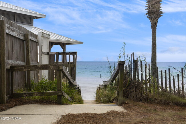 Building Photo - 17214 Front Beach Rd