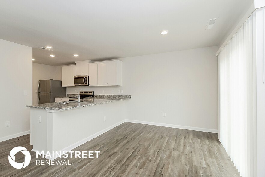 Building Photo - 4055 Meredith Woods Ln