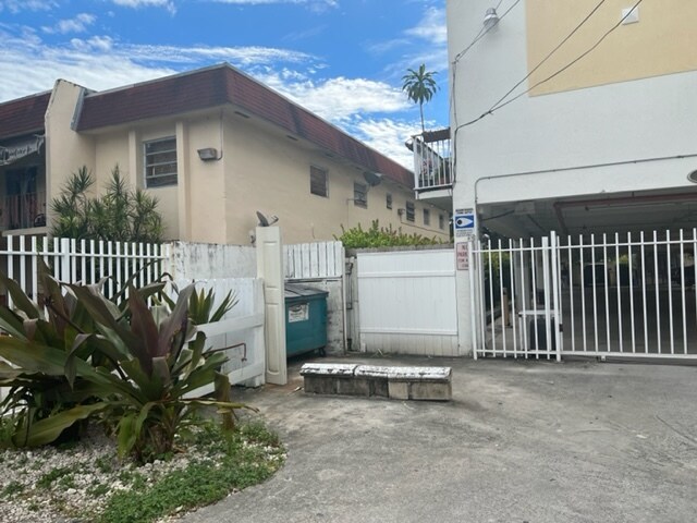 Building Photo - 1134 NW 5th St