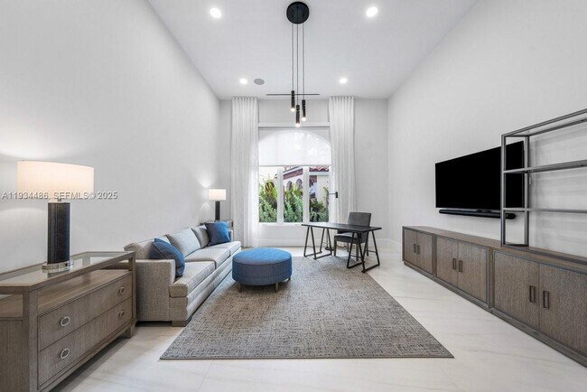 Building Photo - 3912 Island Estates Dr