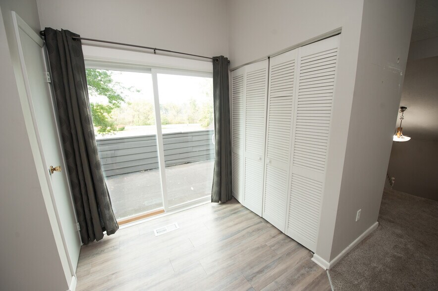 Deck 2 and Closet for Laundry Hook-up - 260 Hogan Rd