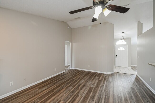 Building Photo - 10341 Shelby Creek Rd N