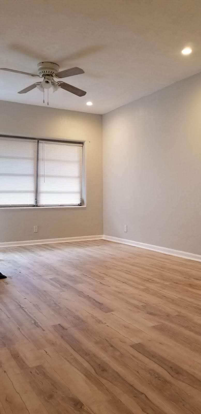 Building Photo - 1943 Madison St