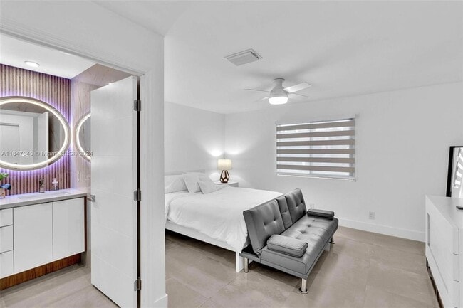 Building Photo - 9940 Watermill Cir