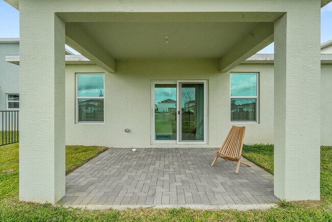 Building Photo - 6371 Windwood Wy