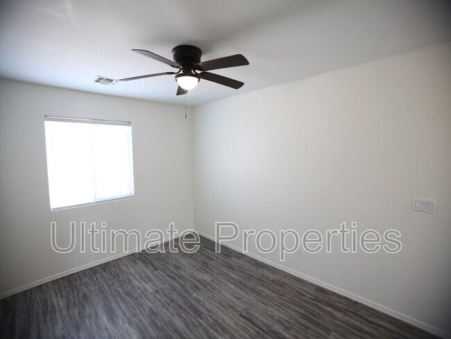 Building Photo - 981 S 242nd Dr