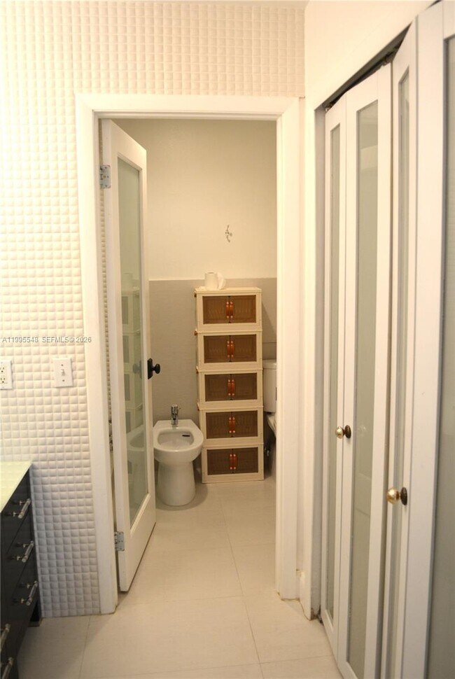 Building Photo - 9944 NW 41st St