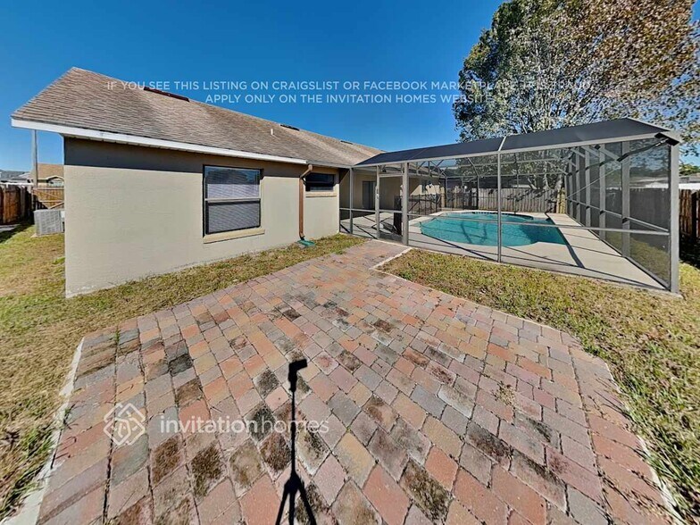 Building Photo - 1500 Lund Ave