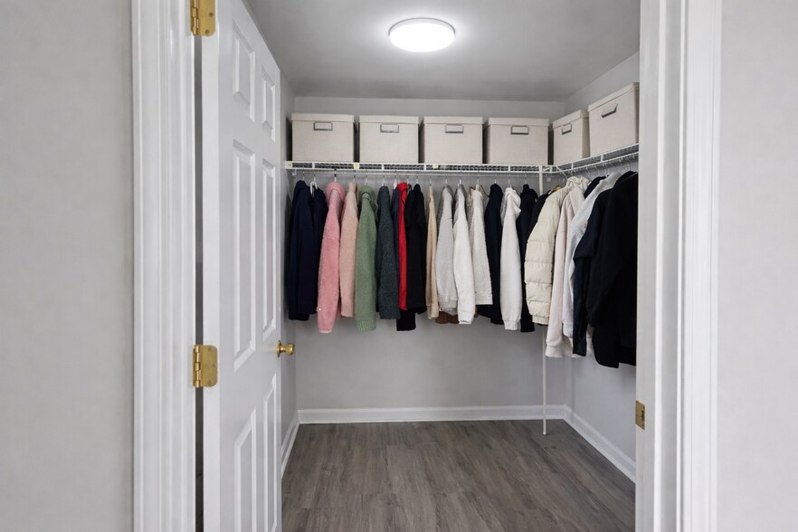 Bedroom 2's Walk In Closet 2 - 429 Indigo Ridge Dr