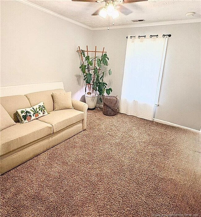 Building Photo - 372 Woodberry Cir