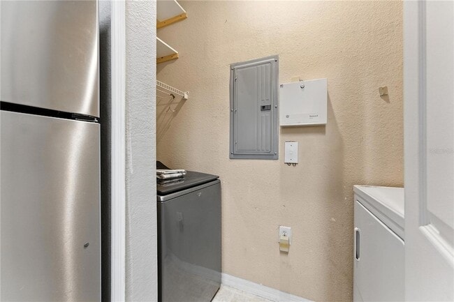 Building Photo - 6153 Metrowest Blvd