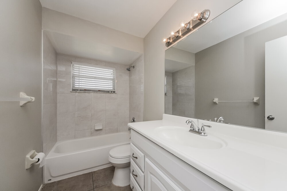 Building Photo - 1015 Elizabeth Ridge Ct