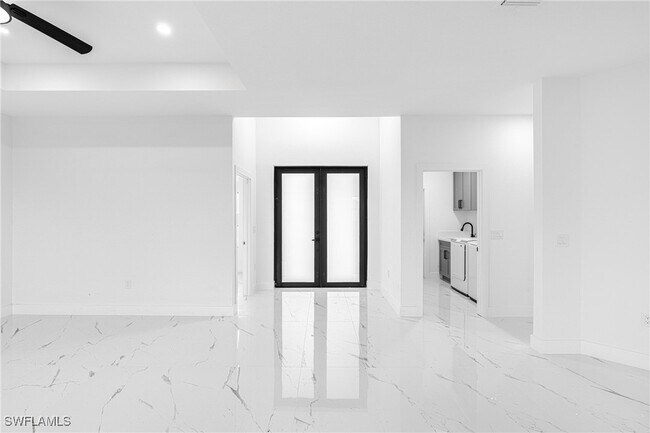 Building Photo - 3534 NW 21st St