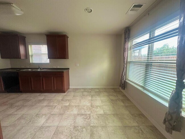 Building Photo - 4220 Creede Dr