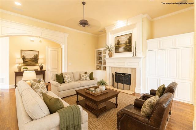 Building Photo - 1053 Sir Lancelot Cir