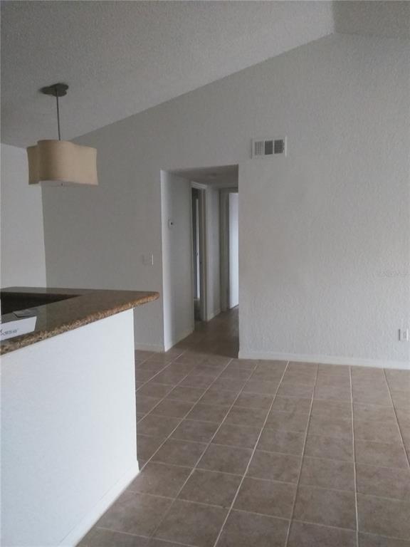 Building Photo - 5168 Conroy Rd