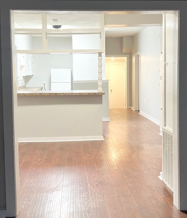 Building Photo - 3028 2nd St
