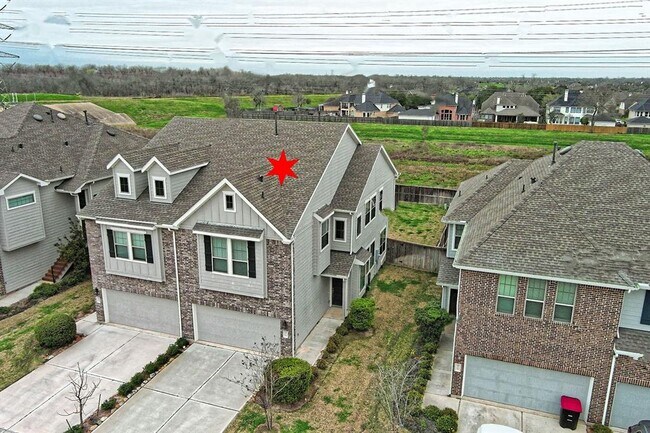 Building Photo - 8739 Tubelo Mill Dr