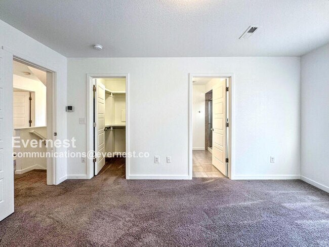 Building Photo - 4876 Halifax Ct