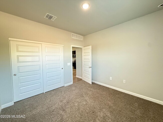Building Photo - 17002 W Starr Rd