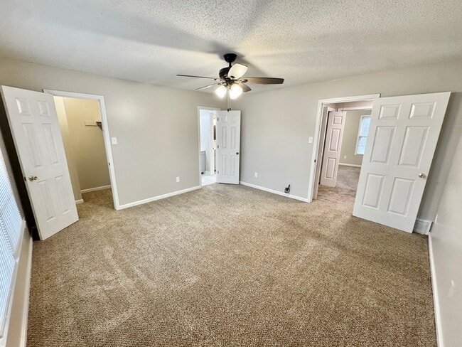 Building Photo - 6338 Kirby Downs Dr