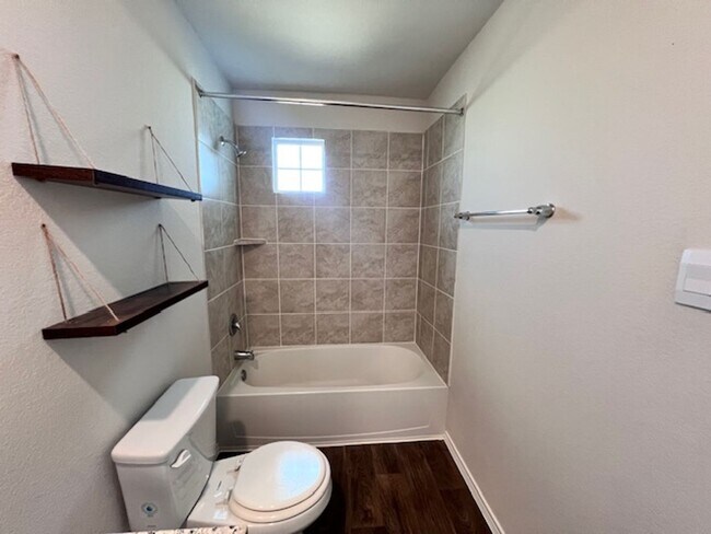 Building Photo - Solana Ridge Subdivision