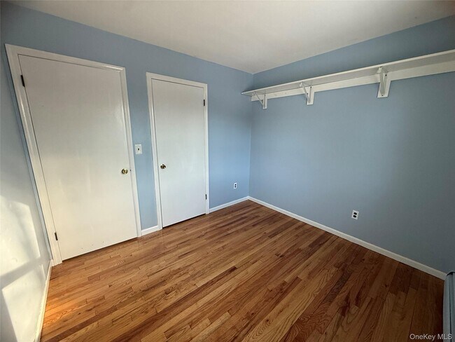 Building Photo - 11 Central Ave