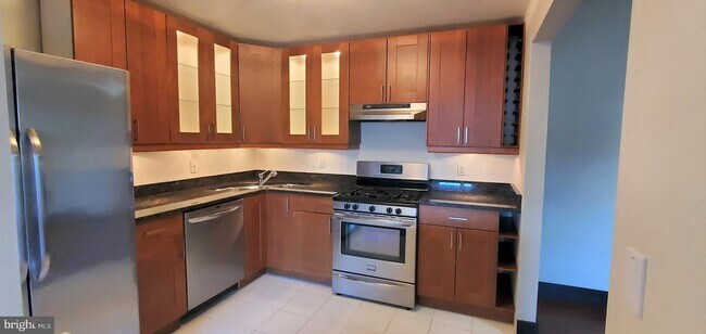 Building Photo - 18 Feiler Ct