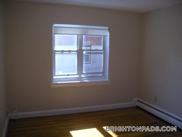 Building Photo - 65 Chiswick Rd